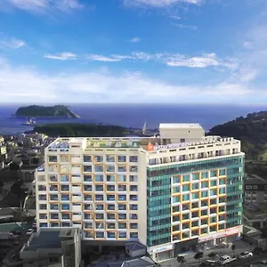 厄姆斯德酒店 4* 西归浦市